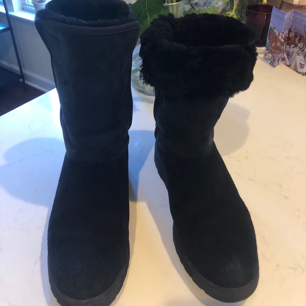 Ugg Kristen Short boot - black size 9
